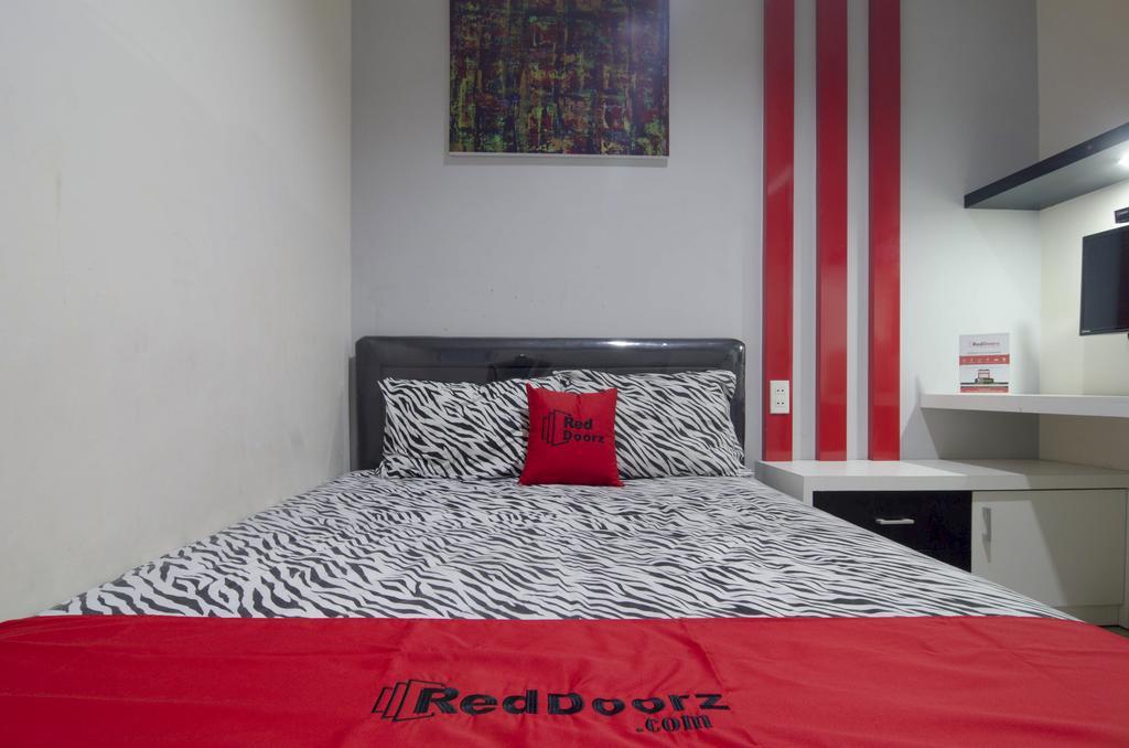 Reddoorz Near Lawang Sewu Hotel Semarang Exterior photo
