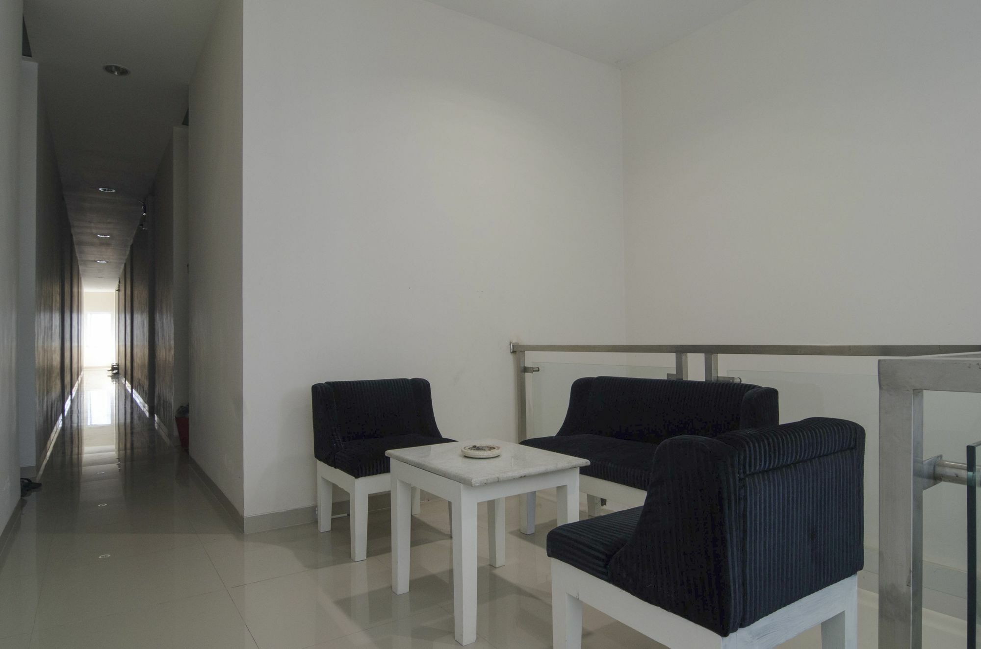 Reddoorz Near Lawang Sewu Hotel Semarang Exterior photo