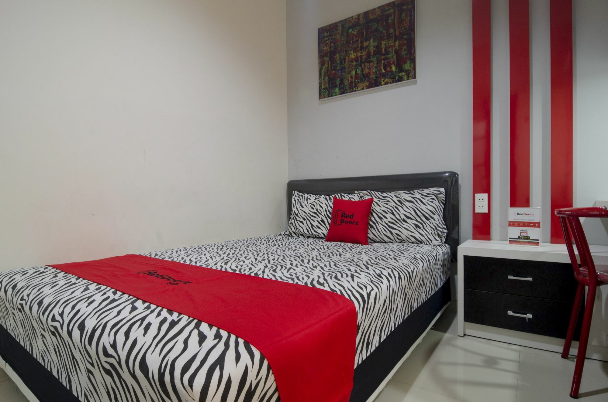 Reddoorz Near Lawang Sewu Hotel Semarang Exterior photo