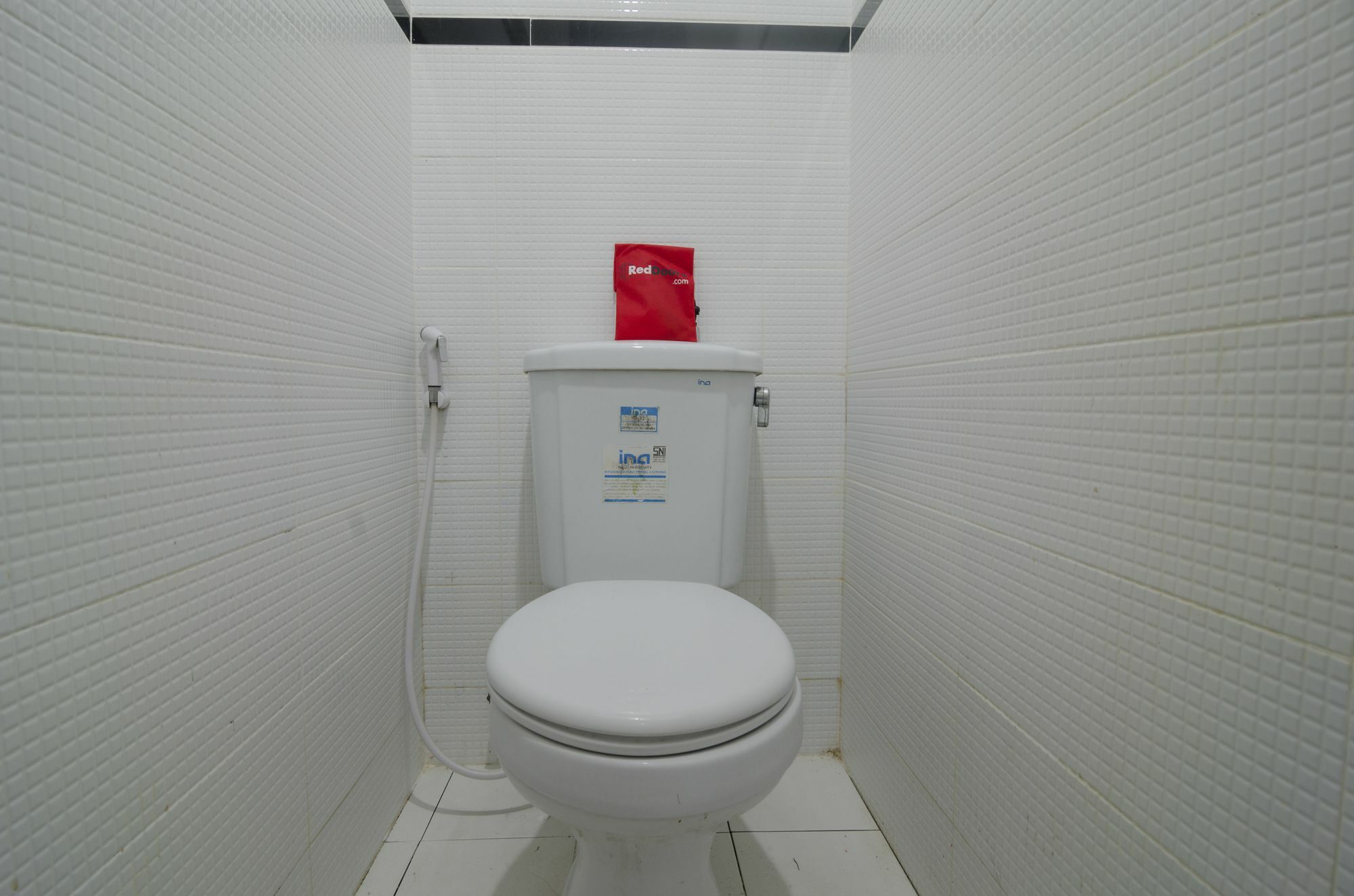Reddoorz Near Lawang Sewu Hotel Semarang Exterior photo